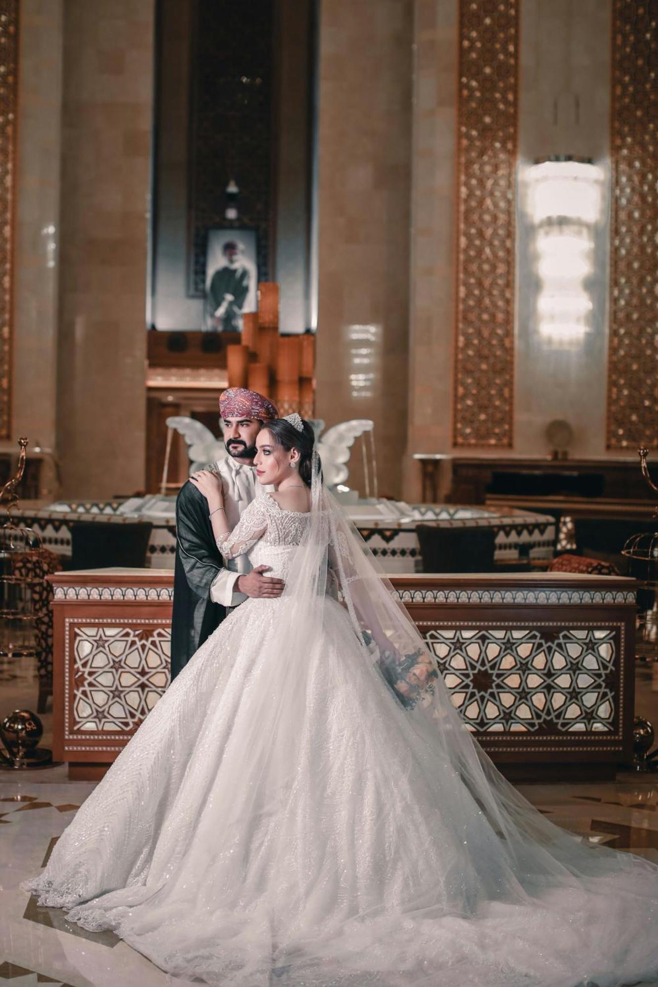 Al Bustan Palace, A Ritz-Carlton Hotel Muskat Bagian luar foto A Kuwaiti wedding